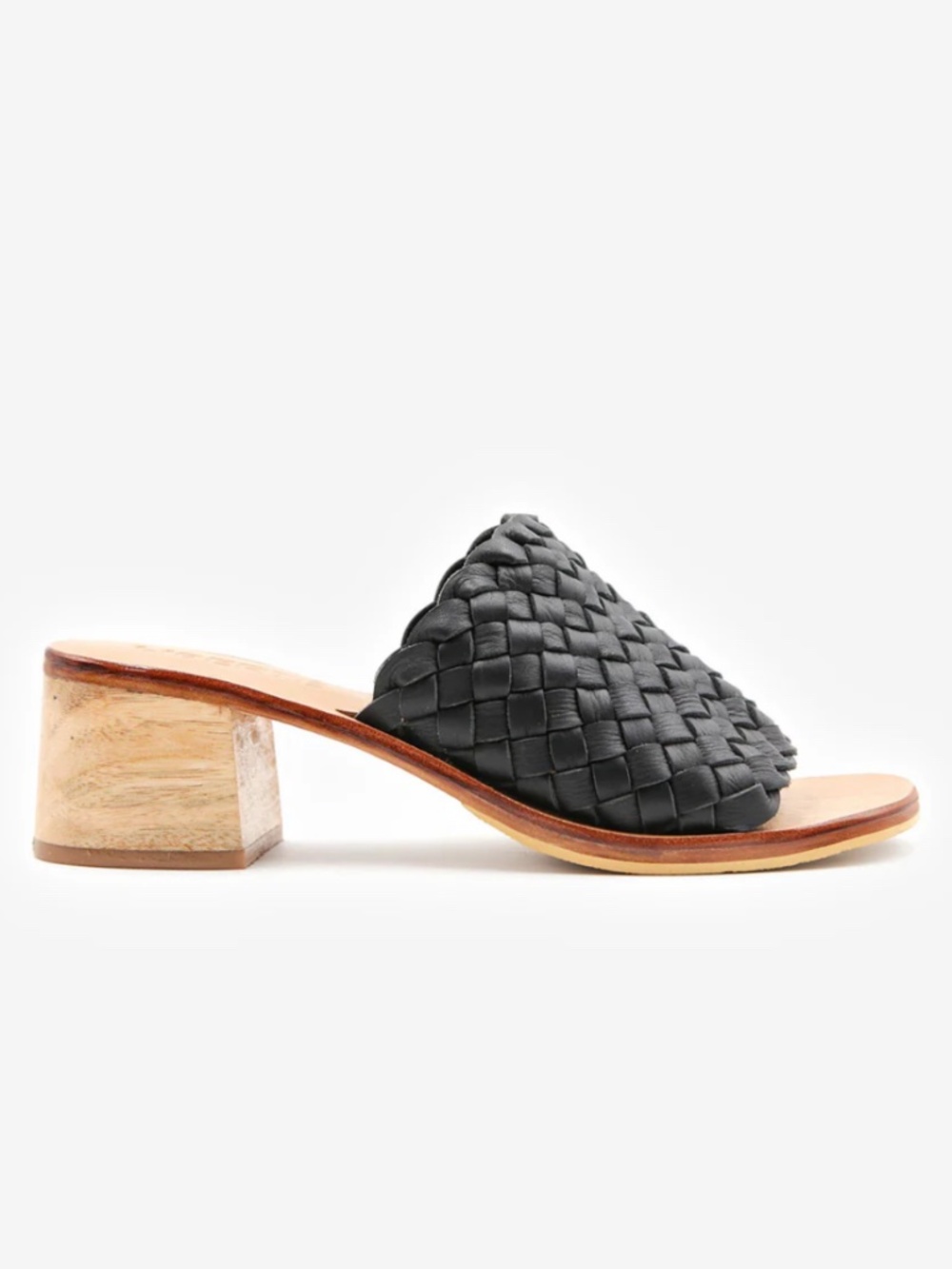 New with tags Liberte Leather Santorini leather woven mules size 5
